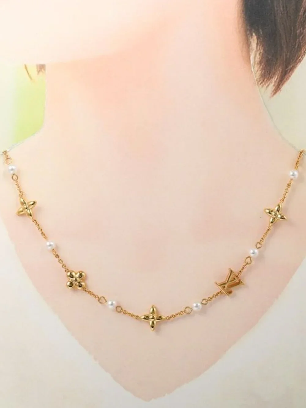 Louis Vuitton Necklace Gold - Picture 6 of 6